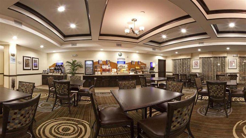 Holiday Inn Express Richfield By Ihg Exterior foto