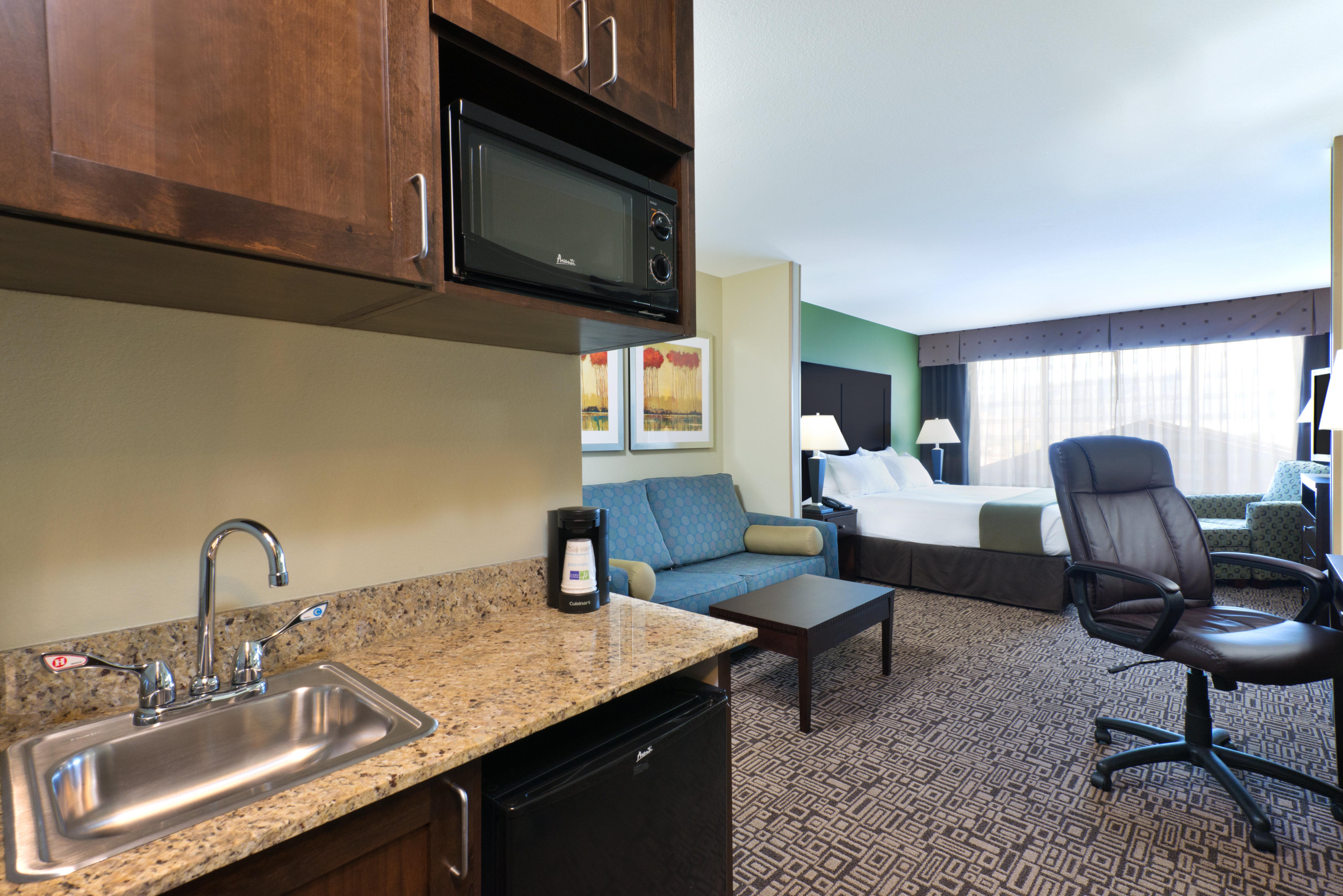 Holiday Inn Express Richfield By Ihg Exterior foto