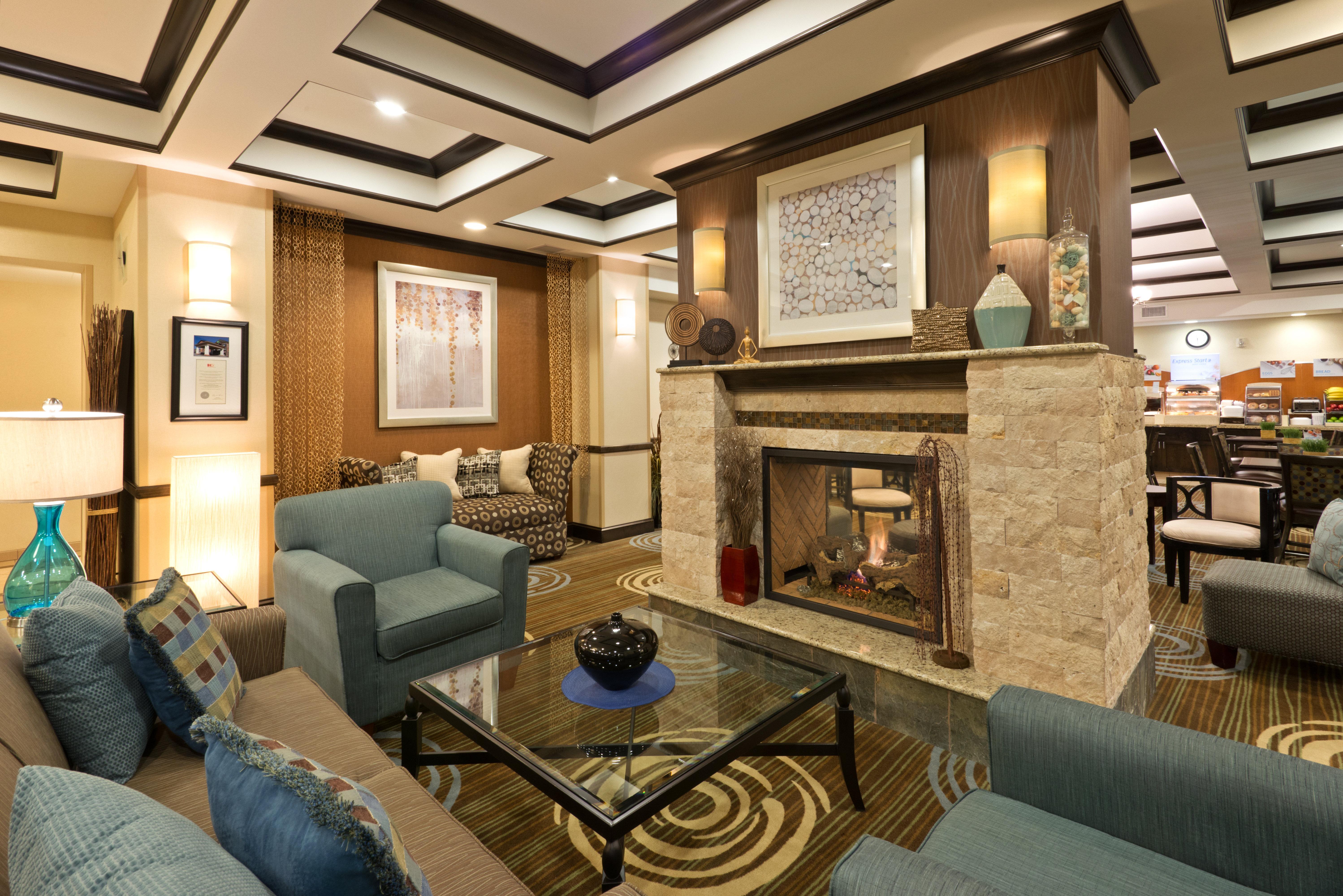 Holiday Inn Express Richfield By Ihg Exterior foto